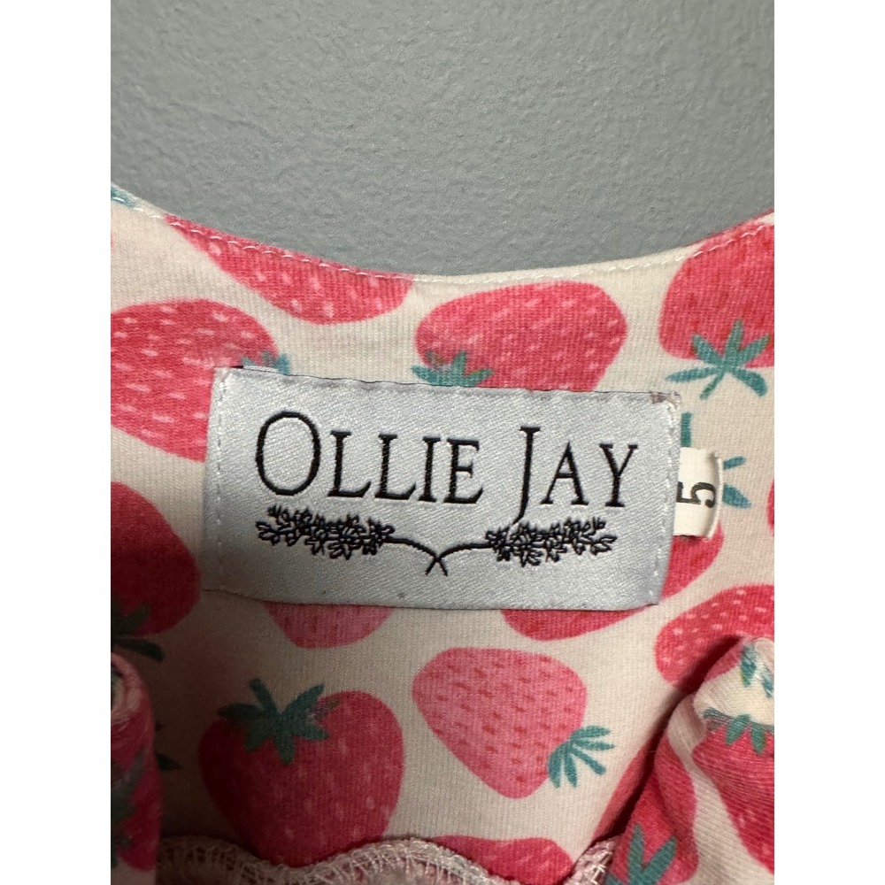 Ollie Jay Girls Pink Strawberry Print Sleeveless Twirl Dress Size 5 Summer Soft - Picture 2 of 6